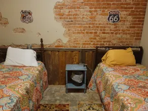 3 Bedroom, 2 Bathroom, Rustic Lodge Atmosphere - Image 3