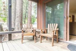 Sweet Haven: Spacious Family Cabin by a pond! - Image 4