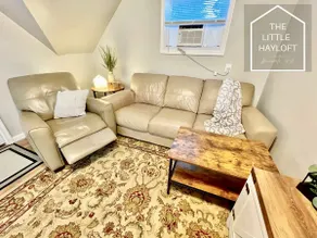 The Little Hayloft - Clean & Bright One Bedroom Loft in Honesdale, PA - Image 2