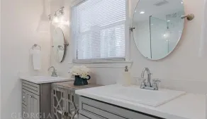 Luxurious & Cozy 3-Bedroom perfect for a getaway! - Image 5