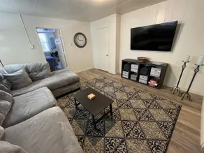 Lovely South Side spacious 1 Bedroom with parking - Image 2