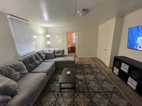 Lovely South Side spacious 1 Bedroom with parking - Image 4