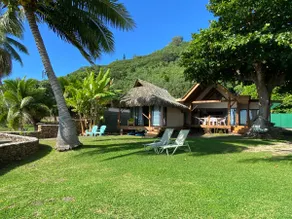 Villa Temoe: Lagoonfront • Private Garden • Sunset - Image 4