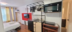 AKSUM- Location! Lovely Studio, Ensuite Shower, AC - Image 5