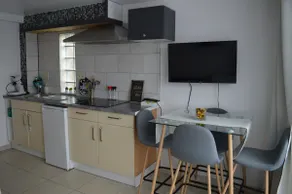 Nice little studio adjoining the rental LUNADELEO - Image 4