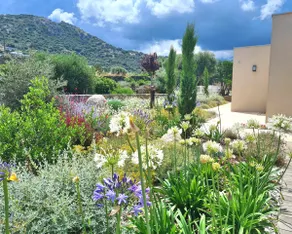 Charming villa with sea view and swimming pool - Image 5