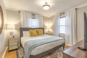 OneCozyPlace Tulsa | King Bed • Expo•TU • Downtown - Image 2