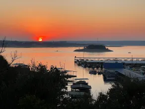 Historic Multi-Cabin Home on Lake Travis, Austin - Image 2
