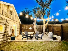 Historic Multi-Cabin Home on Lake Travis, Austin - Image 5