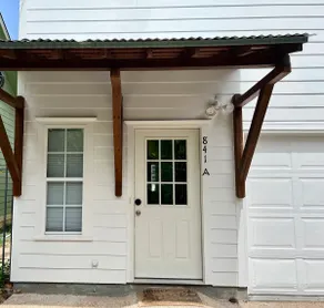 Guest Favorite | Walkable Heights Retreat - Image 5