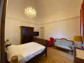 Guest Rooms in the 700s home. - Image 5