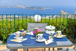 Agréable villa entièrement équipée avec internet haut débit, barbecue et jardin | Vue montagne | Avec animaux autorisés - Image 3