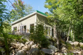Chalet Ohana - Intimate forest and spa - Pets welcome! - Image 2