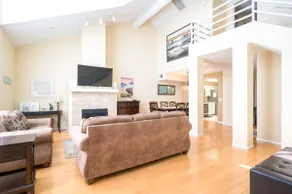 239 Park - Image 4