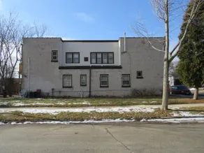 Historic apartment near stadium, zoo and downtown! - Image 3