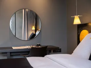 3 Pines Premium City Escape Suite - Image 3