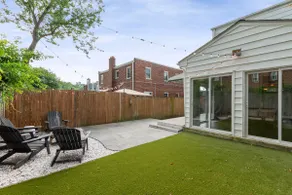 3 Bedroom Near Old Town - Sleeps 6! Pet Friendly - Image 2