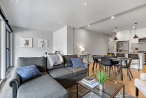 💥IN THE ACTION!💥 2 Bed, 2 Bath on Northalsted! - Image 3