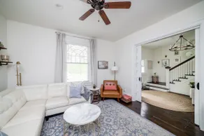 Historic Beauty in ❤️ of Downtown. Fam & Pet Friendly. 5 miles to Liberty. - Image 4