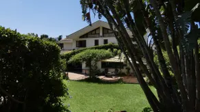 Villa on the Sea Near Downtown Palermo - Image 4