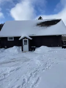 *Cozy Chalet on Memphremagog -Lake Views! - Image 3