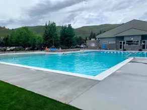 Dollar Mountain View In Elkhorn - Image 4
