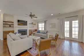 Lakeside at Bedford | 5BR Lake Murray Prosperity - Image 3
