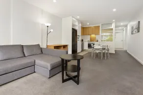 Morphett Lights- 1 Bdrm Sleeps 1-4 Parking Pool - Image 3