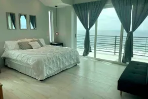 Tritons 360 View - Image 4