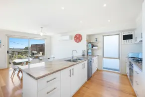 Bayview Retreat - A perfect spot for your next family beach holiday - Image 3