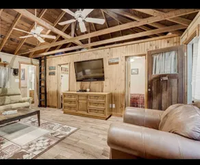 Cozy 3 bedroom cottage with amazing waterfront - Image 4