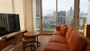 Beautiful and Quiet Apartment in the Best Location - Image 4