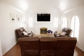 THE MUSTARD HOUSE - Image 3