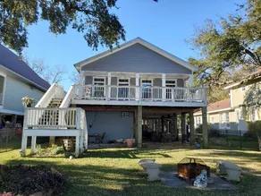 Sunrise Bay Cottage - Image 2