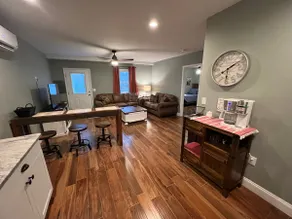 Quaint cottage house, 2 bedroom 1 bath w/kitchen - Image 5