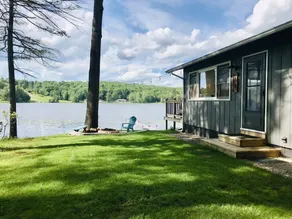 Lakefront Getaway close to Bethel Woods - Image 2