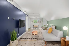 Mid Century Zen Suite. 1 BR. Near DT, C-train. - Image 5