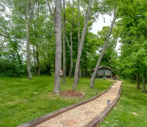 Cottage of Eden. Bourbon Trail Stay in Shelby Co. - Image 3