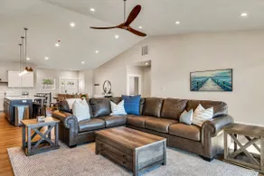 Unique Lakeview Home with Indoor Pool in Basement! - Image 5
