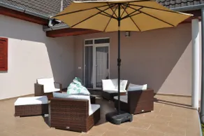 Sarkcsillag, a cheerful 4 bedroom guesthouse - Image 2