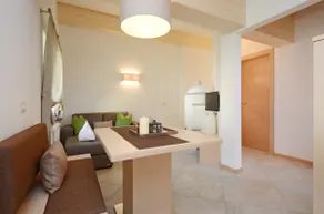 Enchanting Attic Apartment: Vigo di Fassa - Image 4