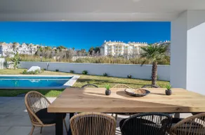 Modern villa walking distance from the beach - Image 2