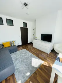 Modern seaside apartment in Lytham St Annes (5C) - Image 5
