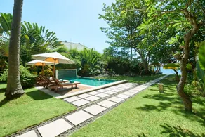 2BR Beachfront Villa with the private pool - Image 2