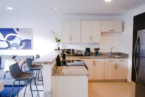 ✰Contemporary and equipped penthouse w grand view✰ - Image 2