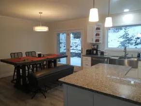 Modern, open, and bright - Image 4