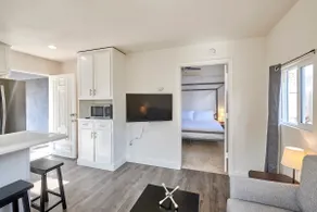 KING Bed | Full Kitchen | Remodeled | Spacious - Image 2