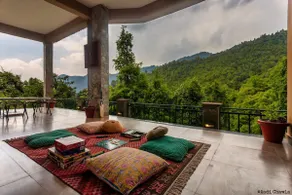 NODO Luxury hill chalet w/ view of reserve forest - Image 3