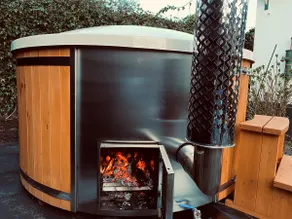 Ambiance Ameland 2 pers. with wood-fired hot tub - Image 2