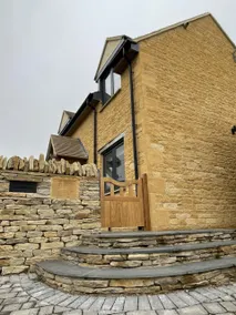 Newly built house with elegant touches - Image 3